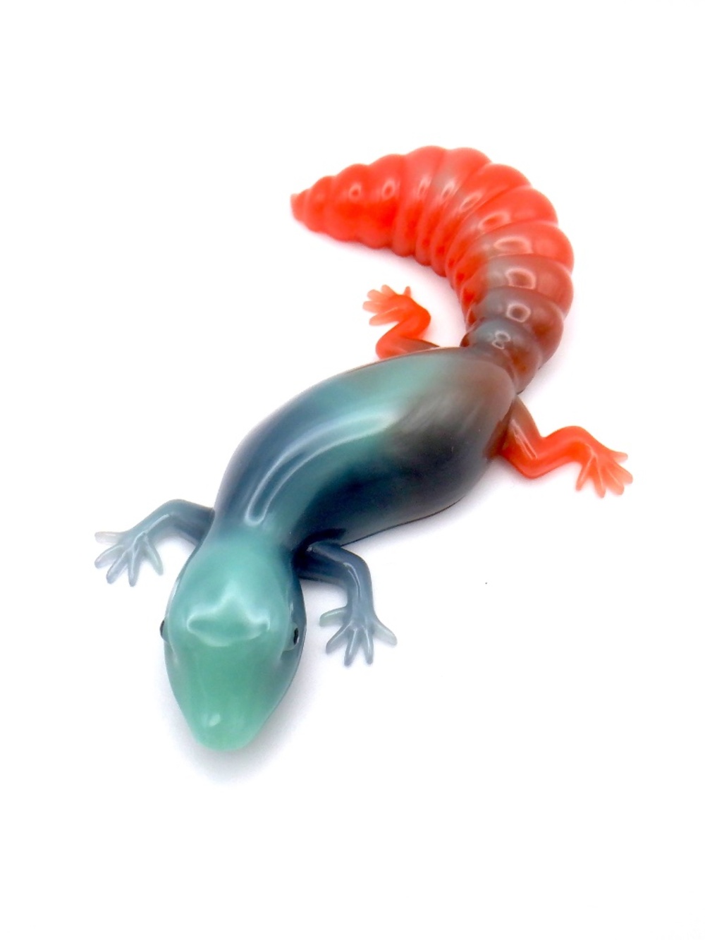 Handmade Resin Lizard - Picture 2 of 7